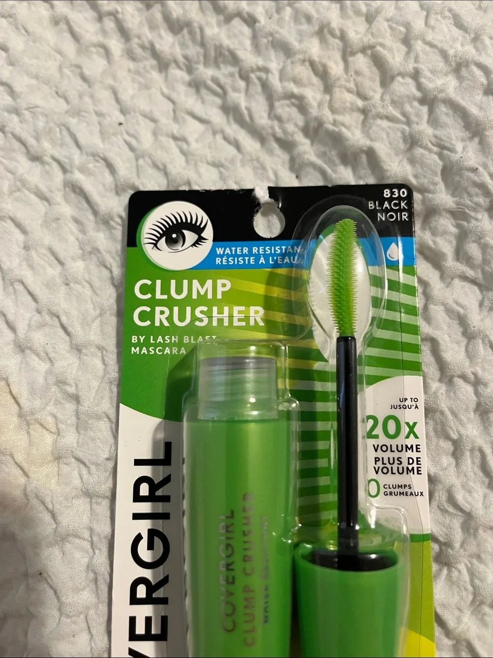 NWT CoverGirl Clump Crusher Mascara - 820 Black